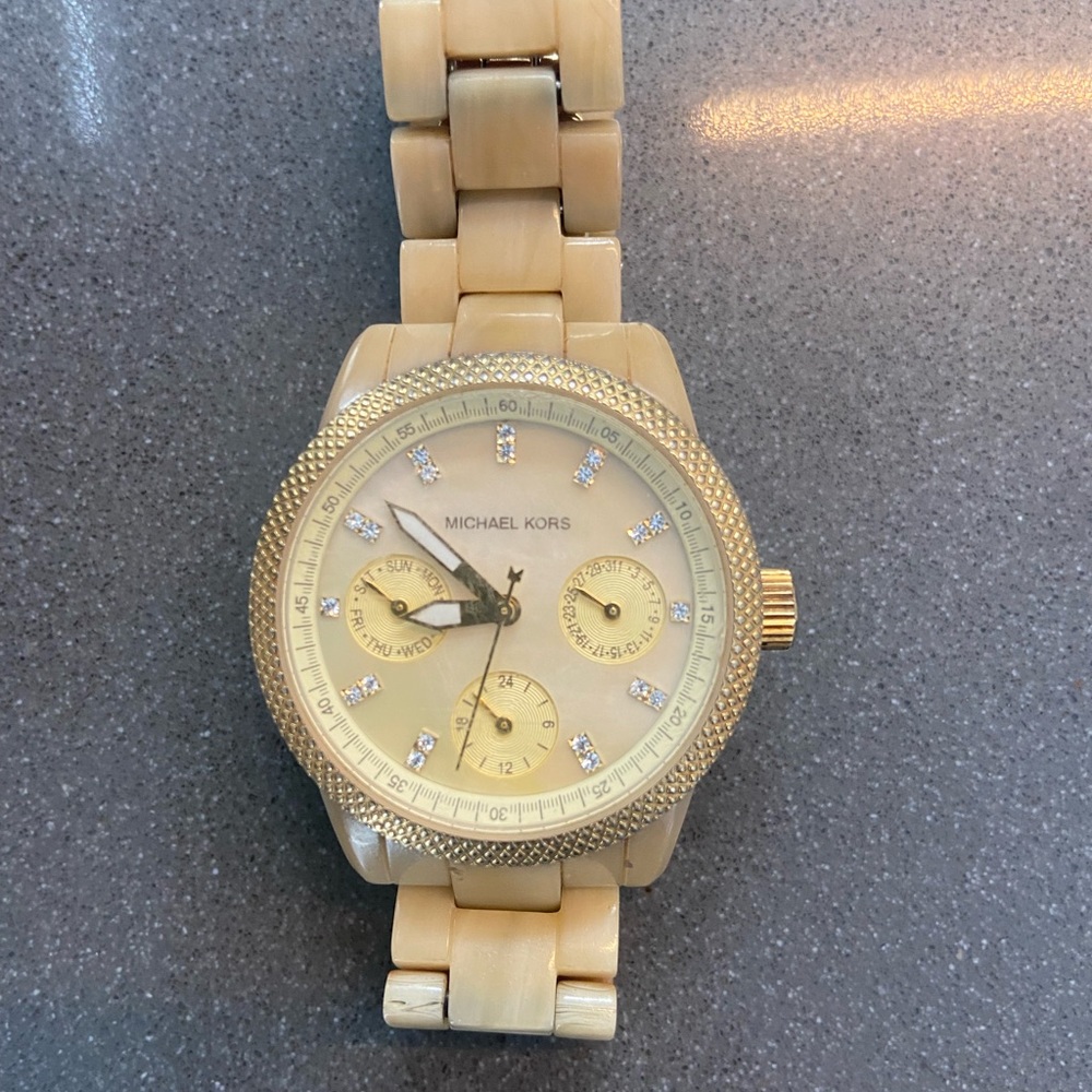 Michael Kors Beige Gold Tone Crystal Accent Women's Watch